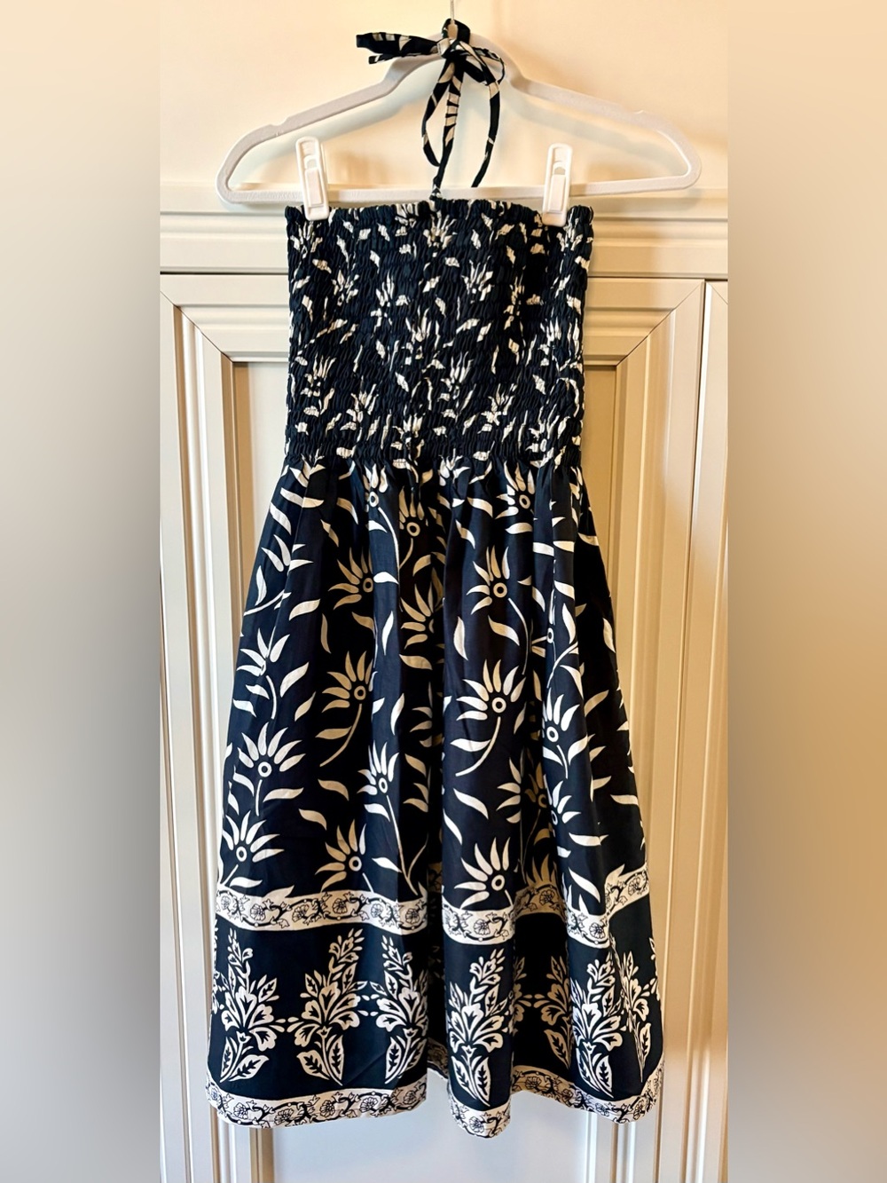 🟠 CYN BY CYNTHIA MEHRA BLACK FLORAL PRINT SMOCKED SUNDRESS SWIMSUIT COVER 🟠